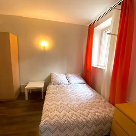Comfortable Apartment In Old Town-2